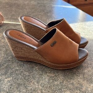 Azura Tan Leather Wedge Sandals